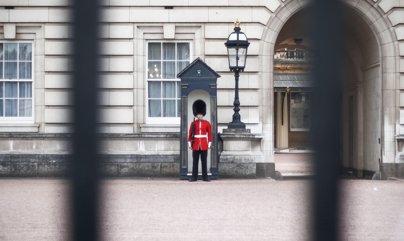 Die Queen sucht einen Butler