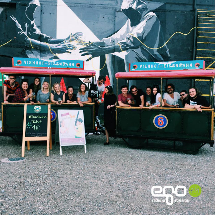 gruppenfoto egoFM viehhof fb